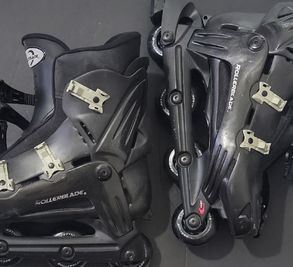 Rollerblade ViaXR Black Inline Skates - Picture 1 of 9